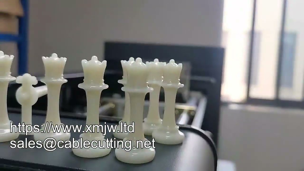 Máy Ép Nhựa Mini Điện M2-i | Máy Ép Phun Nhựa Để Bàn Cho Sản Xuất Thìa Nhựa