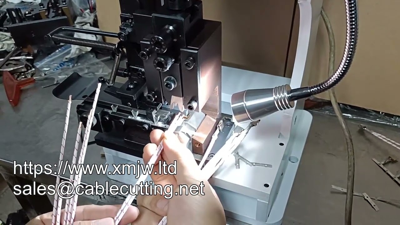 Máy uốn đầu cốt siêu êm với lưỡi dao OTP và dao bẻ đầu cốt mạng - Công nghệ tự động hóa